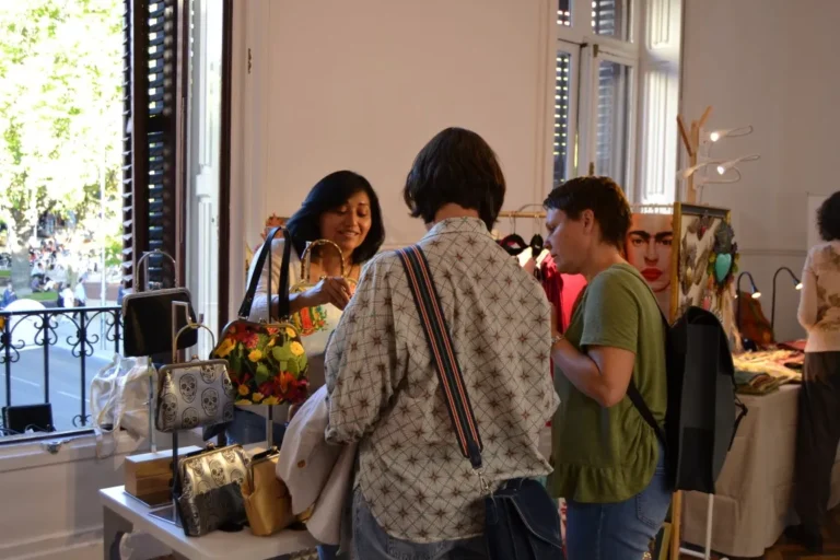 Mercado del Encanto - Pop Up de Marcas y Productos Exclusivos en Madrid 7 Mercado del Encanto clientes
